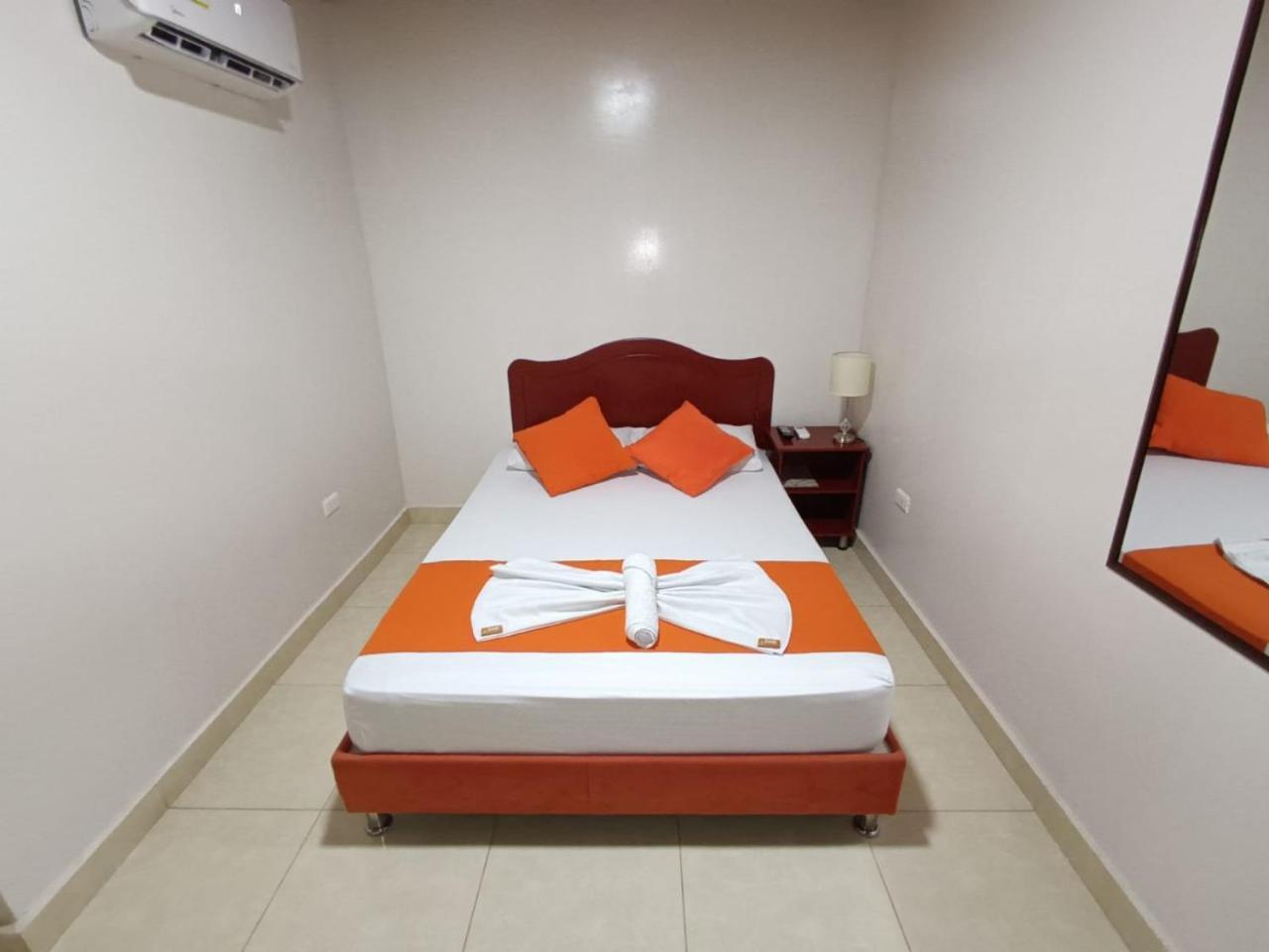 Hotel Colonial Villavieja Zewnętrze zdjęcie